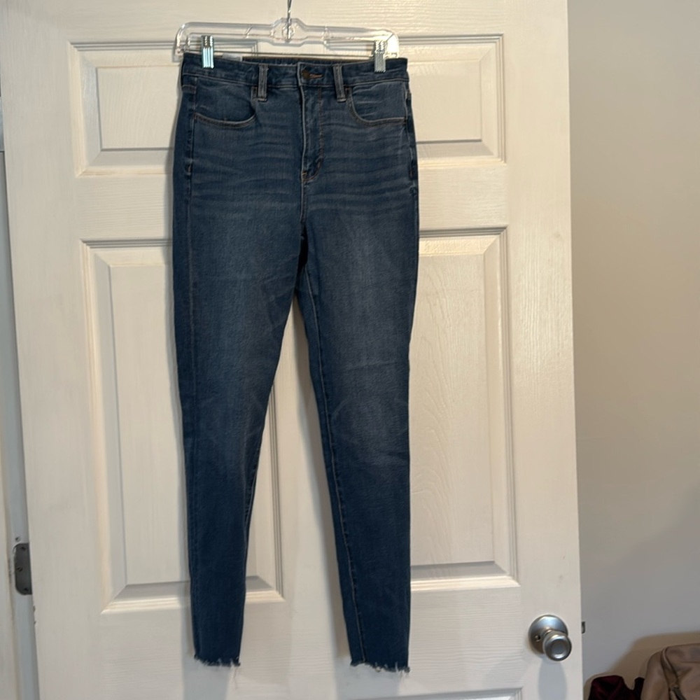 American Eagle Super High- Rise Jegging